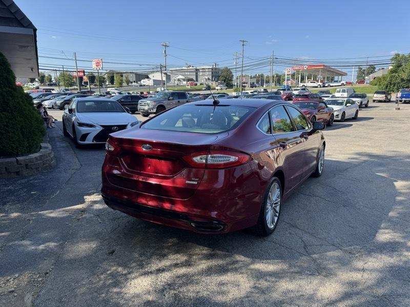Ford Fusion SE 2015