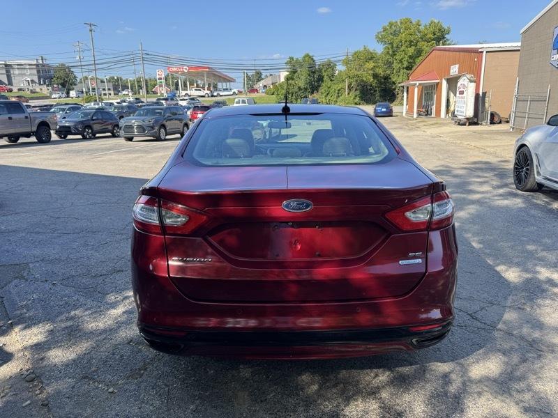 Ford Fusion SE 2015