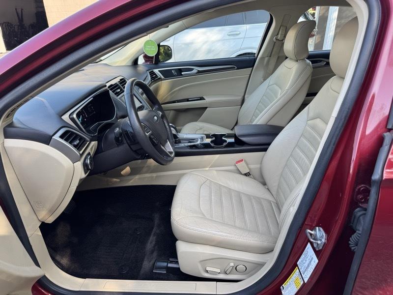 Ford Fusion SE 2015