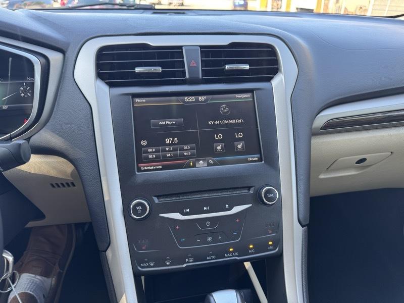 Ford Fusion SE 2015