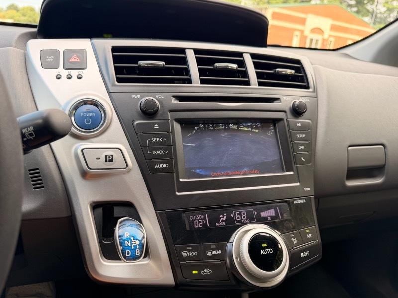 Toyota Prius V Two 2014