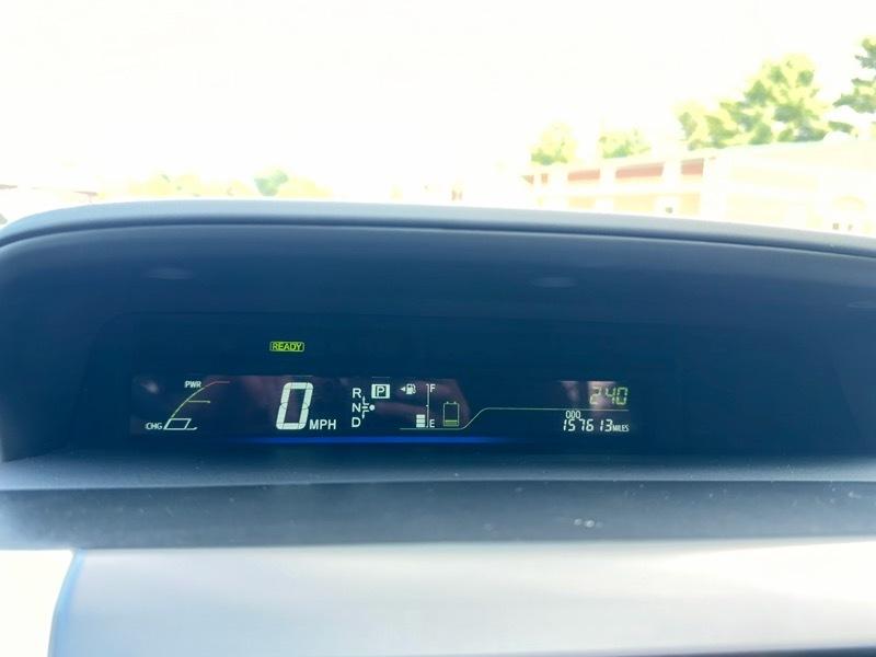 Toyota Prius V Two 2014