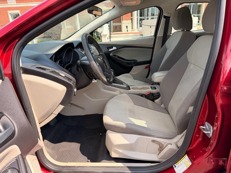Ford Focus SE Hatch 2014