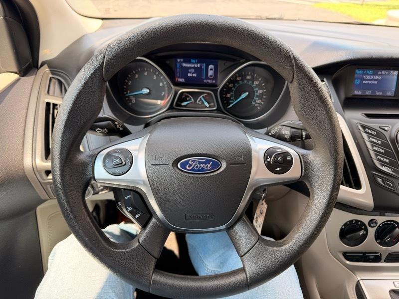 Ford Focus SE Hatch 2014