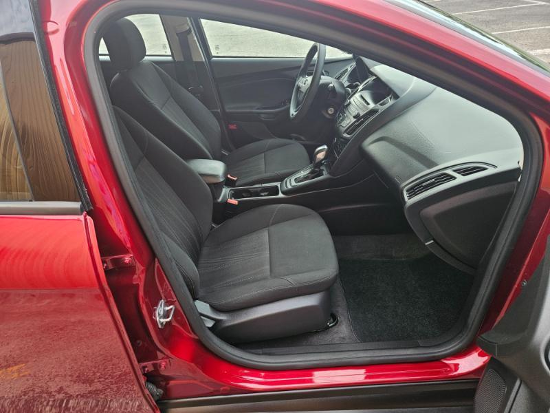 Ford Focus SE Hatch 2015