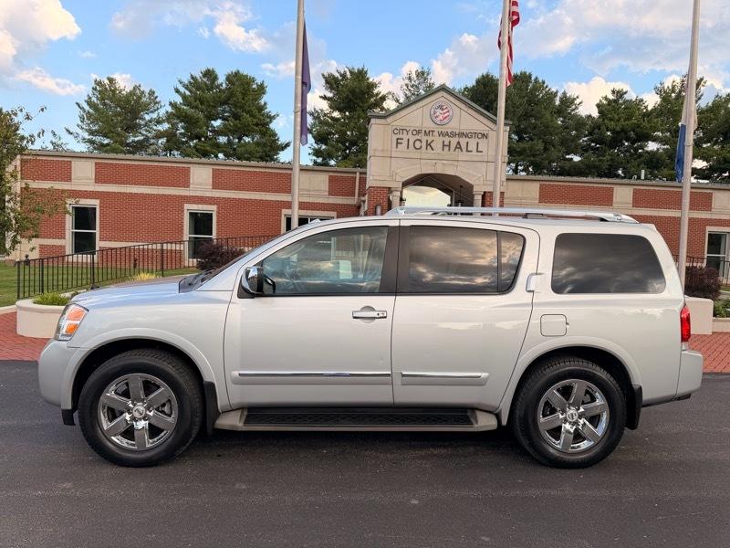 Nissan Armada Platinum 4WD 2012