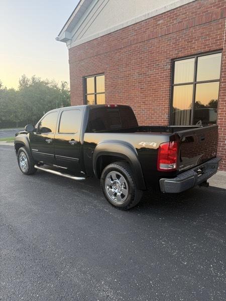 GMC Sierra 1500 4WD Crew Cab 153.0" SLE 2009