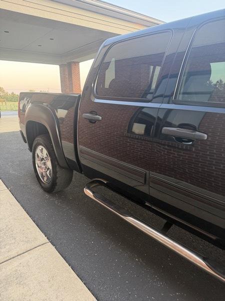 GMC Sierra 1500 4WD Crew Cab 153.0" SLE 2009
