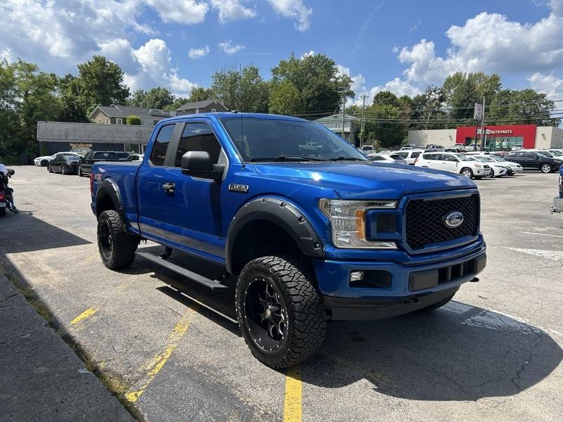 Ford F-150 4WD SuperCab 145" STX 2018