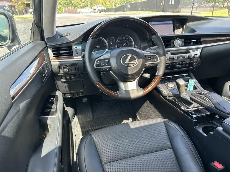 Lexus ES 350 Sedan 2018