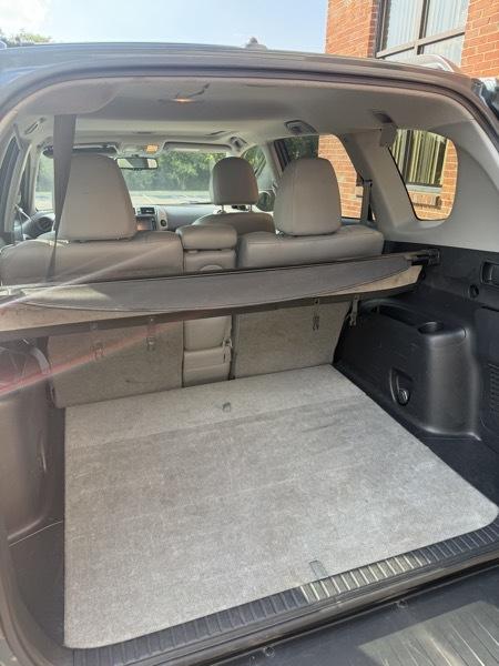 Toyota RAV4 Limited I4 2WD 2012