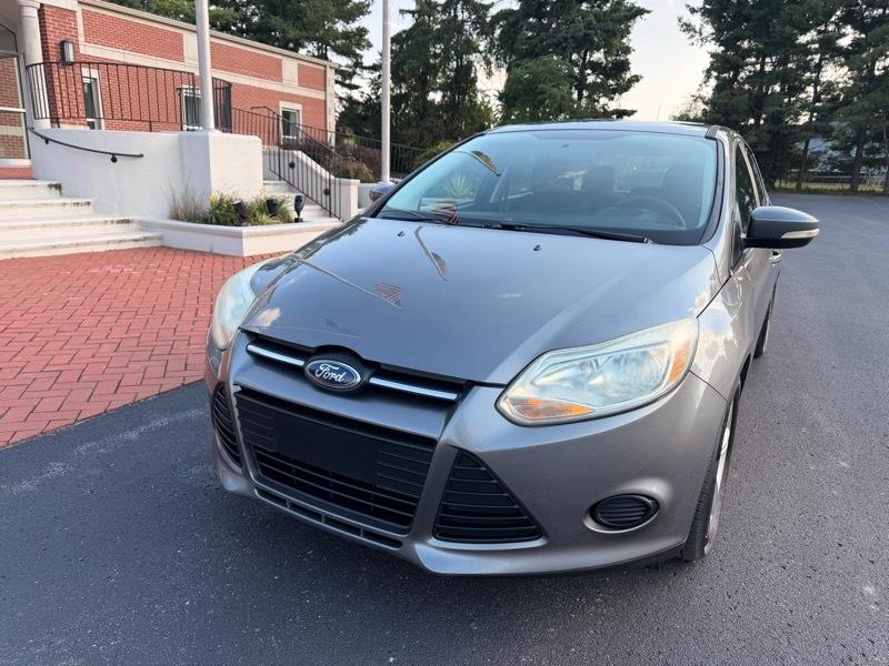 Ford Focus  2014
