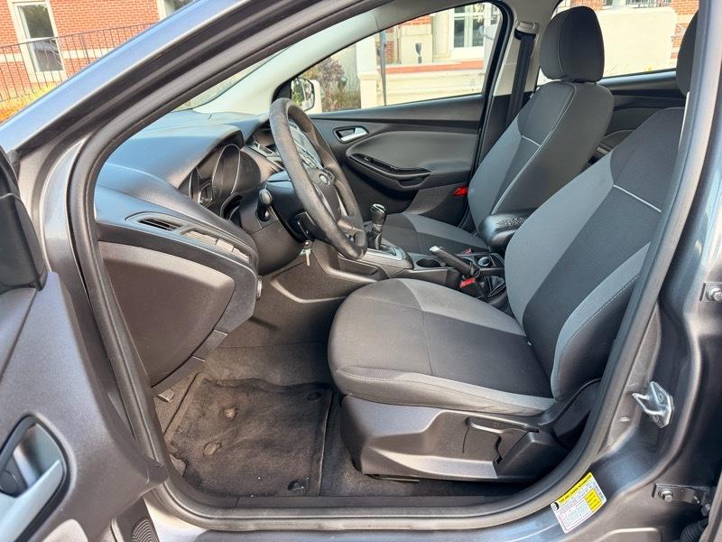 Ford Focus  2014