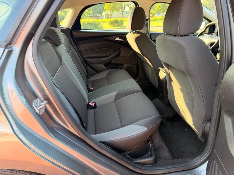 Ford Focus  2014