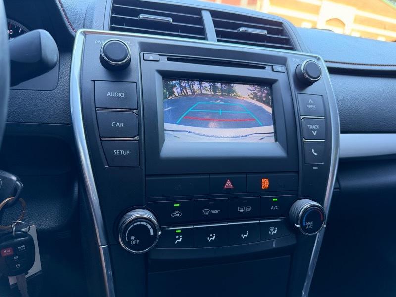 Toyota Camry SE 2017