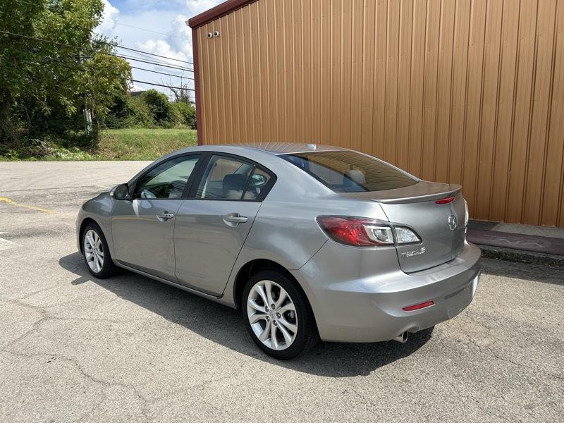 Mazda MAZDA3 s Sport 4-Door 2010