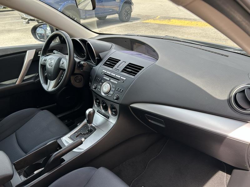 Mazda MAZDA3 s Sport 4-Door 2010