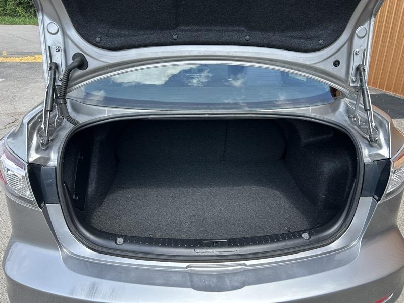 Mazda MAZDA3 s Sport 4-Door 2010