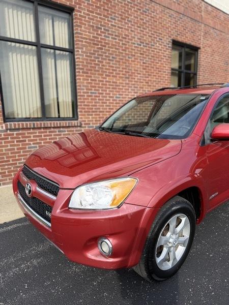 Toyota RAV4 Limited V6 4WD 2012