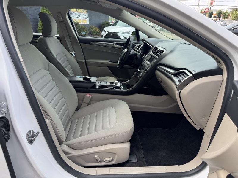 Ford Fusion SE 2018
