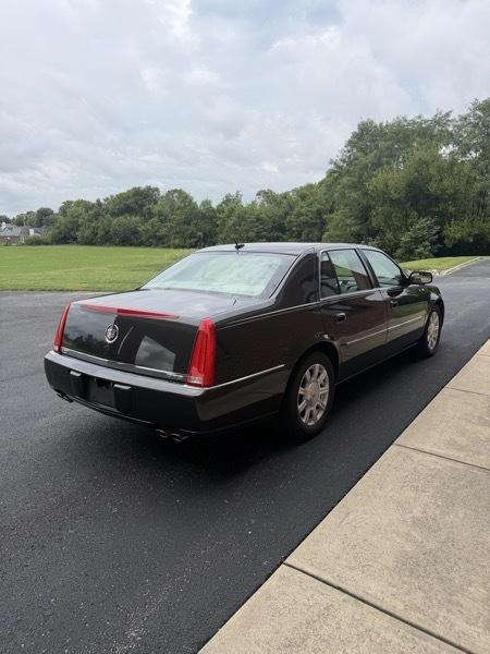 Cadillac DTS Luxury II 2008