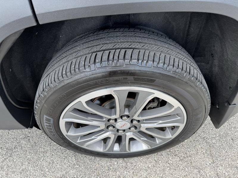 GMC Acadia All Terrain 2 AWD 2018
