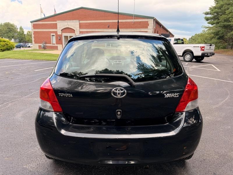 Toyota Yaris Liftback 5-Door AT 2009