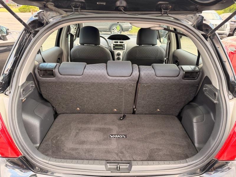 Toyota Yaris Liftback 5-Door AT 2009