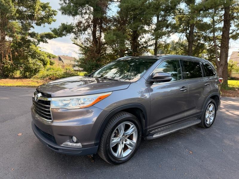 Toyota Highlander  2016