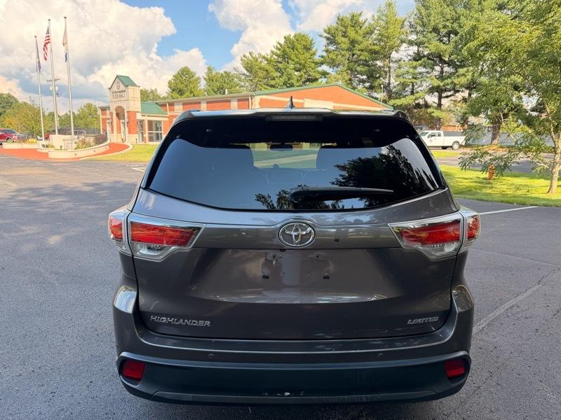 Toyota Highlander  2016