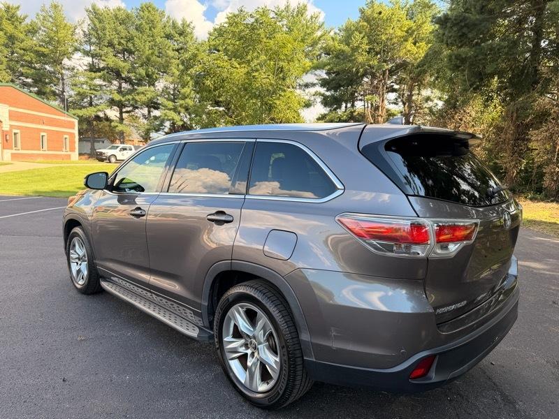 Toyota Highlander  2016