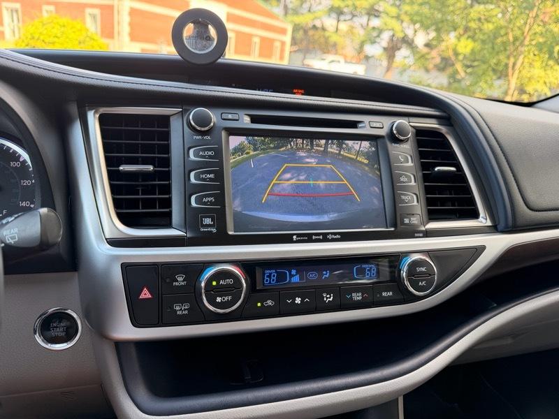 Toyota Highlander  2016