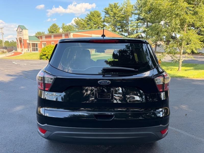 Ford Escape S FWD 2017