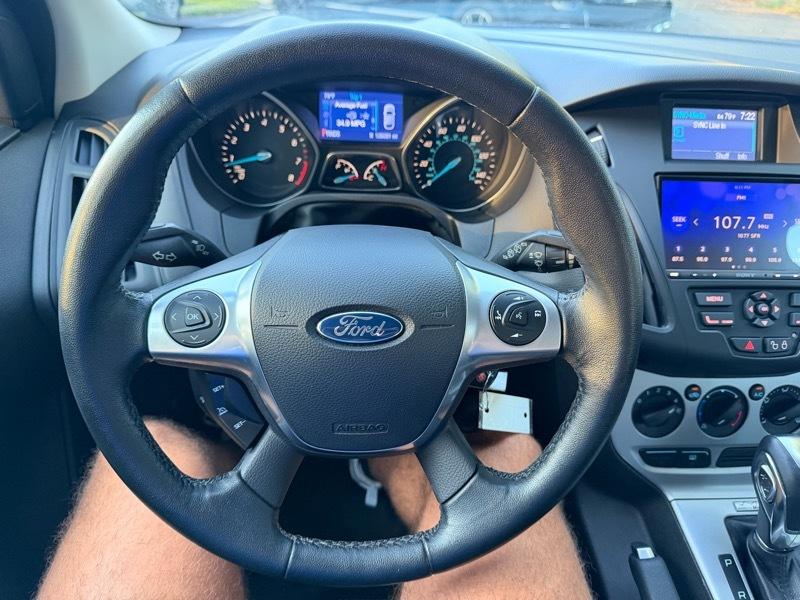 Ford Focus SE Hatch 2014