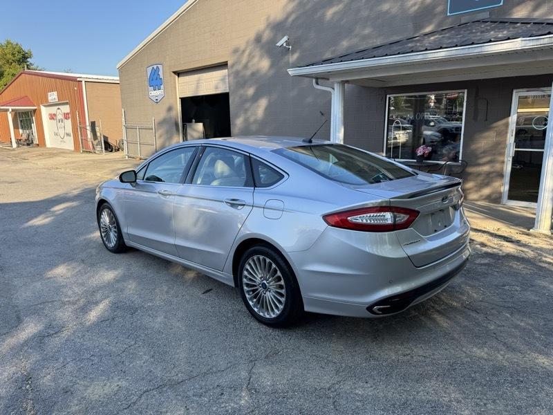 Ford Fusion Titanium 2016