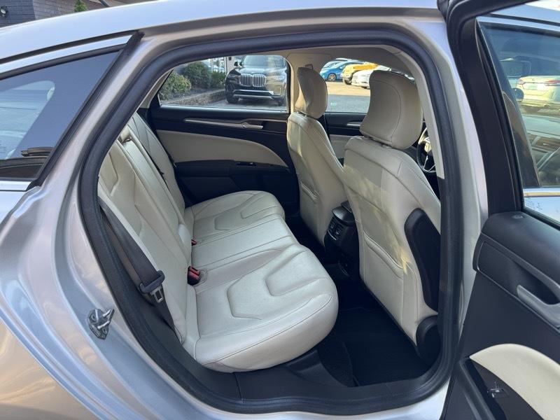 Ford Fusion Titanium 2016