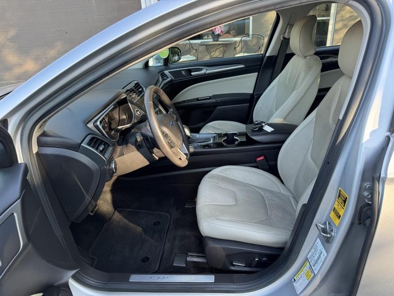 Ford Fusion Titanium 2016