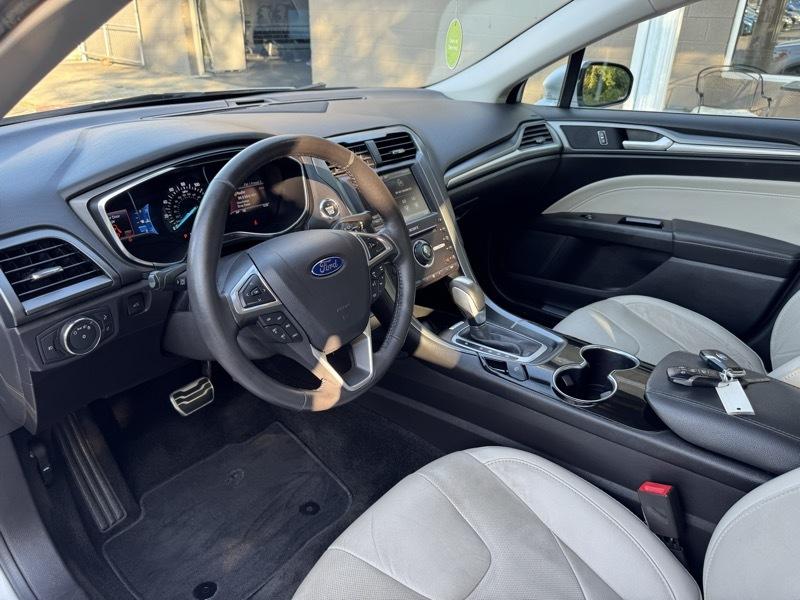 Ford Fusion Titanium 2016
