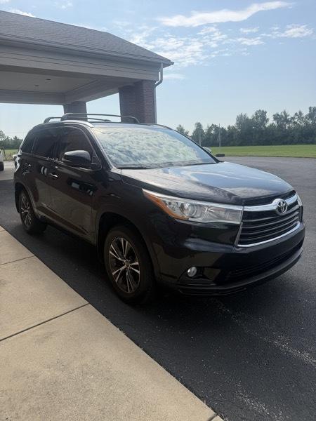 Toyota Highlander XLE AWD V6 2016