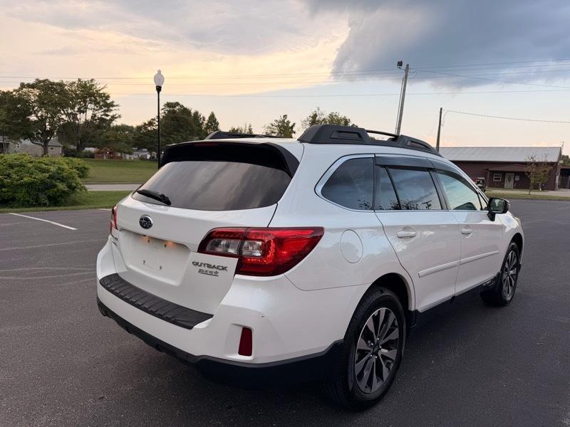 Subaru Outback 2.5i Limited 2015