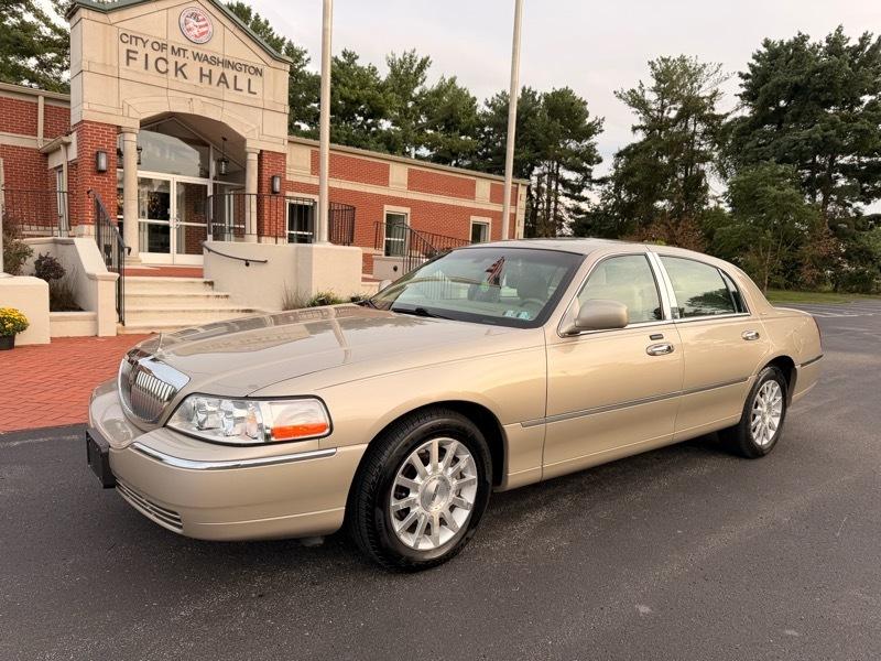 Lincoln Town Car Signature 2007
