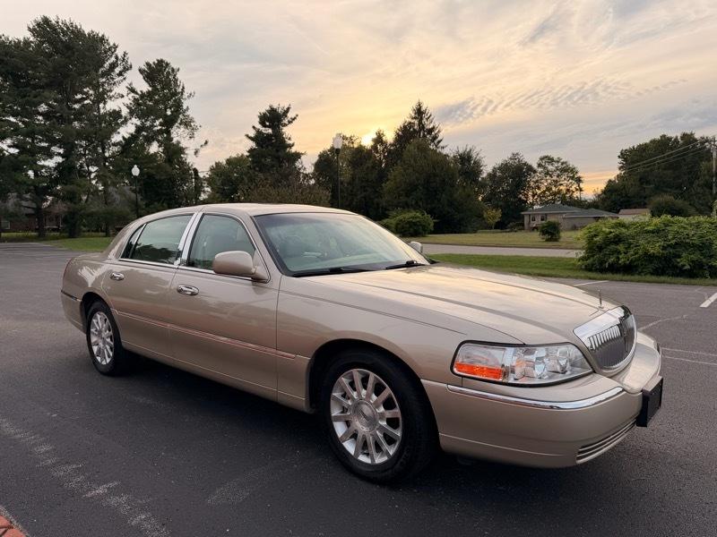 Lincoln Town Car Signature 2007