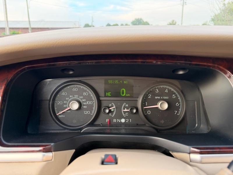 Lincoln Town Car Signature 2007