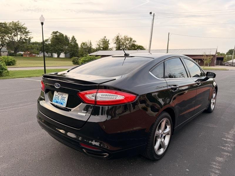 Ford Fusion SE 2013