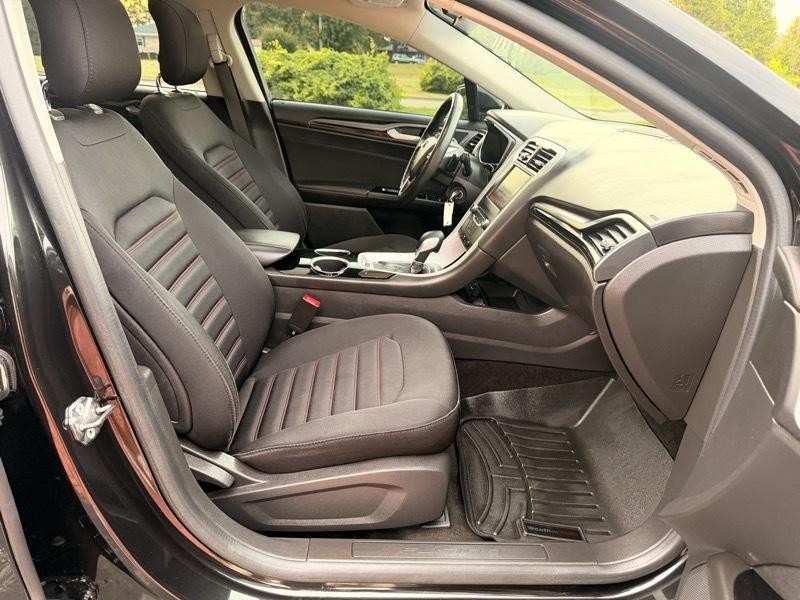 Ford Fusion SE 2013