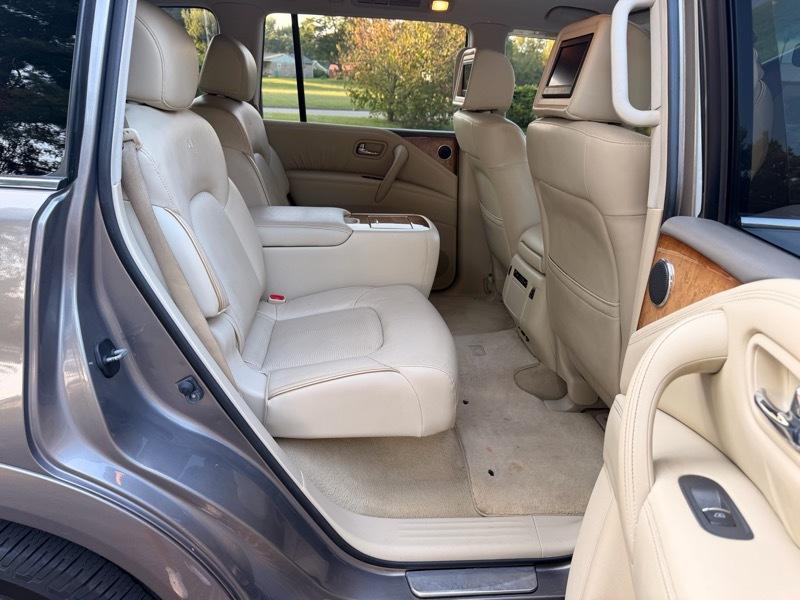Infiniti QX80 4WD 2014