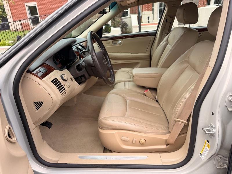 Cadillac DTS  2007