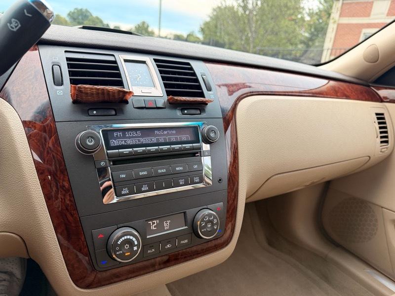 Cadillac DTS  2007
