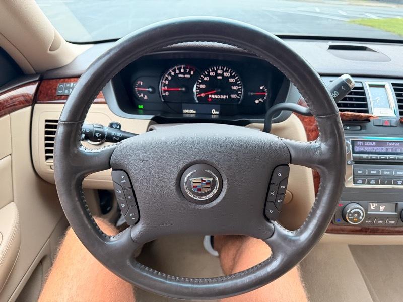 Cadillac DTS  2007