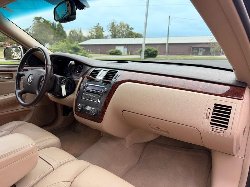 Cadillac DTS  2007